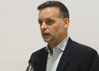 Χαρης Δουκας- Πλησιάζουμε στην ώρα μηδέν