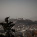Αίθριος με αραιές νεφώσεις, νοτιάδες και αφρικανική σκόνη