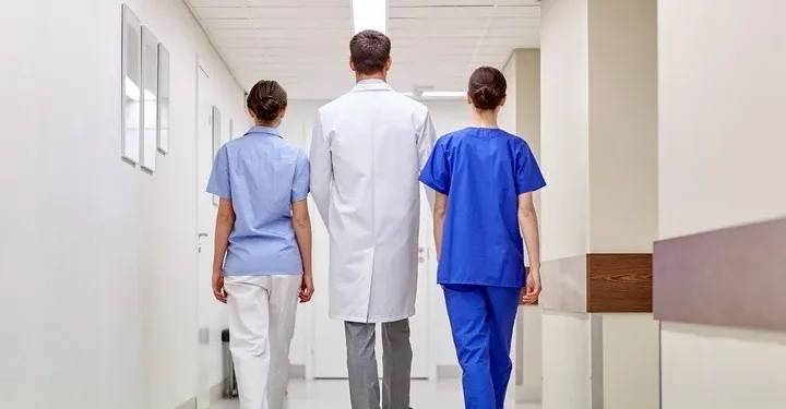 Πανεπιστημιακά Κέντρα Υγείας εντός του ’26 – Ποια θα ξεκινήσουν πρώτα – Πώς θα λειτουργούν