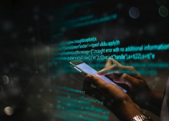 Δίκη Υποκλοπών ΕΥΠ – Predator: Η ένοχη σιωπή των βουλευτών της ΝΔ για τις καταγγελίες Τρίμπαλη ότι χειραγωγήθηκε στην Εξεταστική