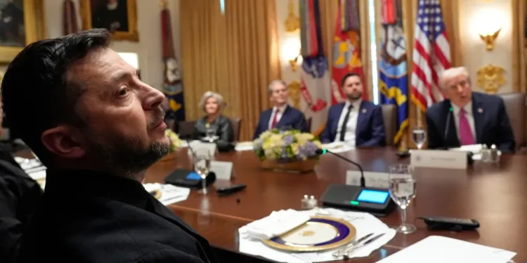 Σχέδιο 28 σημείων του Τραμπ: Το Κίεβο παραδίδει τα «όπλα» του Σχέδιο 28 σημείων του Τραμπ: Το Κίεβο παραδίδει τα «όπλα» του