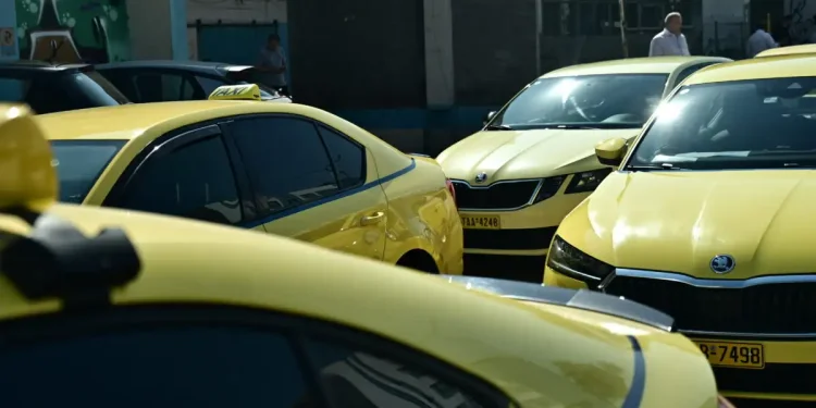 Χωρίς ταξί Τετάρτη και Πέμπτη η Αθήνα λόγω 48ωρης απεργίας των αυτοκινητιστών