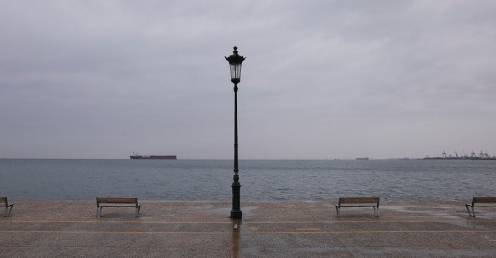 Βροχές, υψηλές για την εποχή θερμοκρασίες και αφρικανική σκόνη