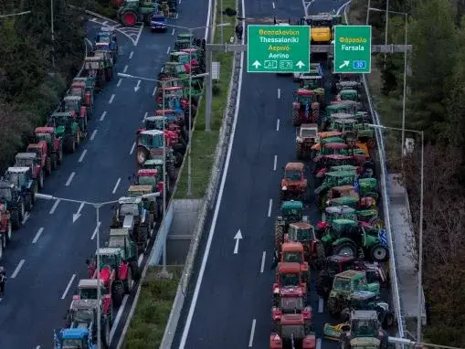 Αγρότες με έμμεσο μήνυμα προς εισαγγελείς – “Ελατε να μας συλλάβετε…”