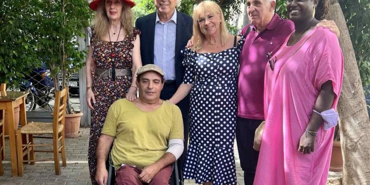 Πρώτος ο Γιάννης Σγουρος για την Παγκόσμια Ημέρα Ατόμων με Αναπηρία Πρώτος ο Γιάννης Σγουρος για την Παγκόσμια Ημέρα Ατόμων με Αναπηρία