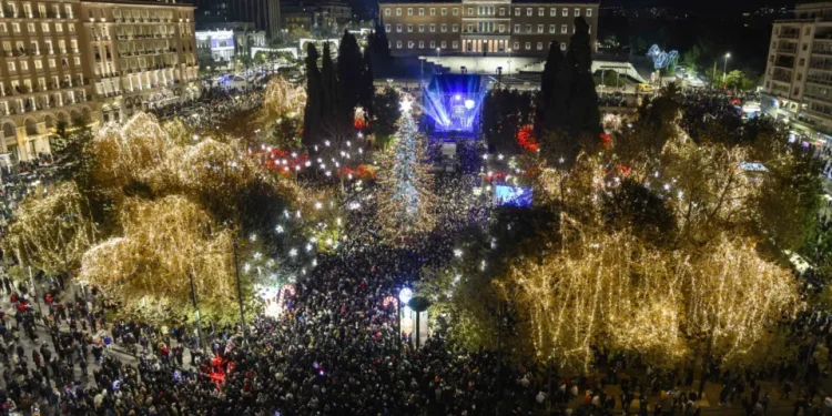 Χριστουγεννιάτικη Αγορά, Santa Run, συναυλίες και δράσεις για παιδιά στο εορταστικό πρόγραμμα του Δήμου Αθηναίων