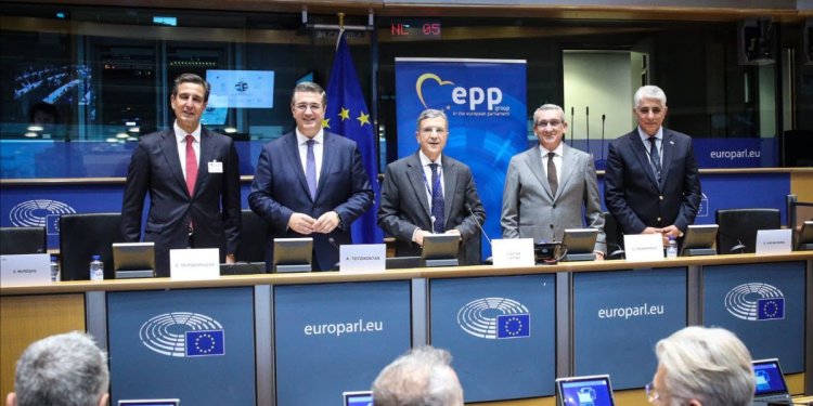 Η ΚΕΔΕ στο Ευρωπαϊκό Κοινοβούλιο: Παρέμβαση Δ. Καφαντάρη «Καμία Ευρωπαϊκή Πολιτική χωρίς Ισχυρή Τοπική Αυτοδιοίκηση» 