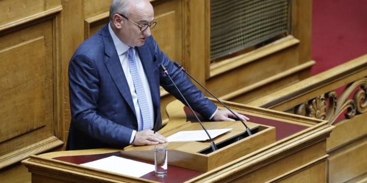 Ελβετικό φράγκο: Δεκαπέντε χρόνια σιωπής και αδικίας: Όταν η Πολιτεία απουσίαζε και η Δικαιοσύνη δεν προστάτευσε