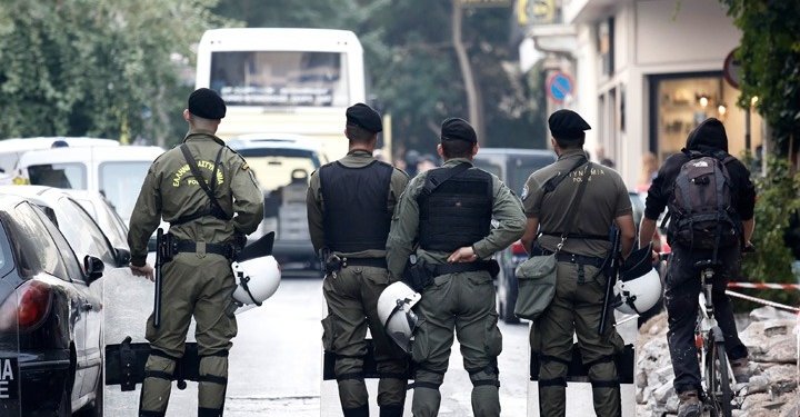 Ένταση με μολότοφ τα ξημερώματα