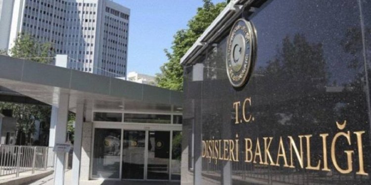 Η προσέγγιση της Ελλάδας ευθύνεται για τις παραβιάσεις στο Αιγαίο