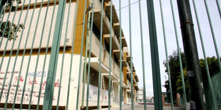 Μέτρα για τη θωράκιση των σχολείων απέναντι στη βία ζητά η Ανοιχτή Πόλη μετά το αιματηρό περιστατικό στην Κυψέλη Μέτρα για τη θωράκιση των σχολείων απέναντι στη βία ζητά η Ανοιχτή Πόλη μετά το αιματηρό περιστατικό στην Κυψέλη