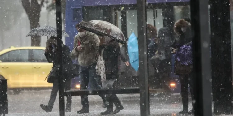 Σε «Red Code» 5 περιφέρειες – Κλειστά για προληπτικούς λόγους αύριο όλα τα σχολεία της Αττικής Σε «Red Code» 5 περιφέρειες – Κλειστά για προληπτικούς λόγους αύριο όλα τα σχολεία της Αττικής