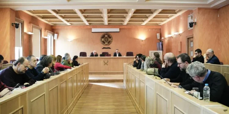 Σχολικές επιτροπές και υποχρηματοδότηση της Παιδείας στη σύσκεψη του Δημάρχου Αθηναίων με ΟΛΜΕ, ΔΟΕ και ΑΓΣΜΕ Σχολικές επιτροπές και υποχρηματοδότηση της Παιδείας στη σύσκεψη του Δημάρχου Αθηναίων με ΟΛΜΕ, ΔΟΕ και ΑΓΣΜΕ