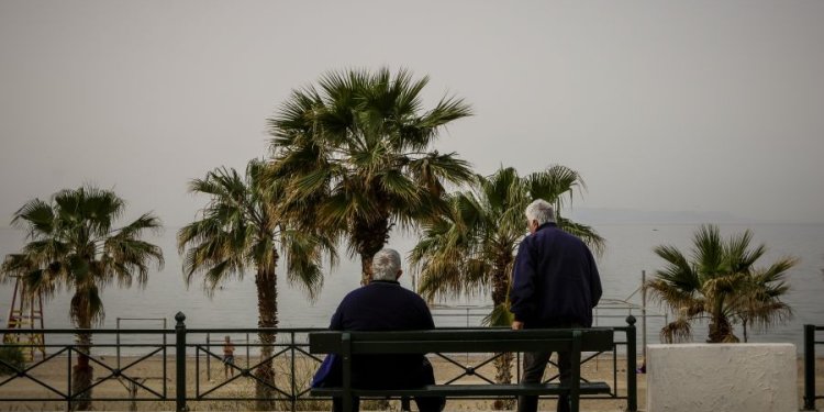 Eπίσπευση της καταβολής συντάξεων Μαίου σε περίπου 2,5 εκατομμύρια δικαιούχους
