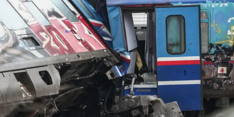 Τέμπη: Προσφυγή στο Ευρωπαϊκό Δικαστήριο από συγγενείς θυμάτων για παραλείψεις στην έρευνα – «Αποπροσανατολιστική η κίνηση κόμματος από την Καρυστιανού»