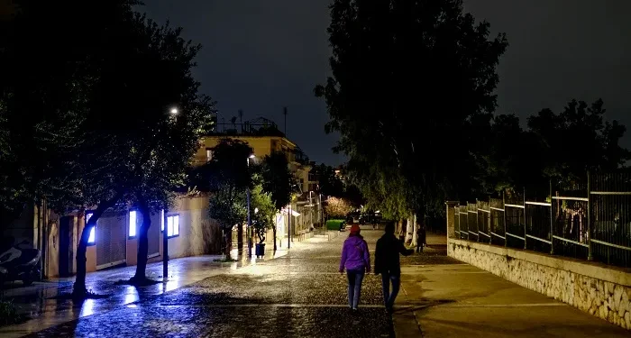 Χωρίς φωτισμό τουλάχιστον 3.000 σημεία στην πόλη