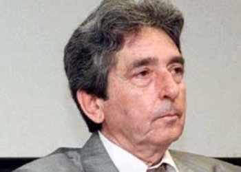 Πέθανε ο Αριστείδης Μανωλάκος, δημοσιογράφος και πρώην πρόεδρος της ΕΣΗΕΑ