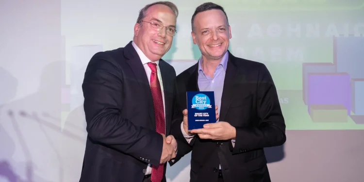 Συνεχίζουμε με σχέδιο και όραμα ώστε η «έξυπνη πόλη» Συνεχίζουμε με σχέδιο και όραμα ώστε η «έξυπνη πόλη»