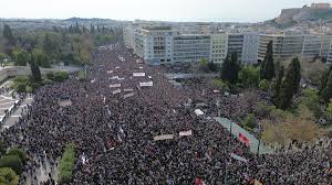 Tρία χρόνια από το έγκλημα στα Τέμπη: Απεργιακός ξεσηκωμός το Σάββατο