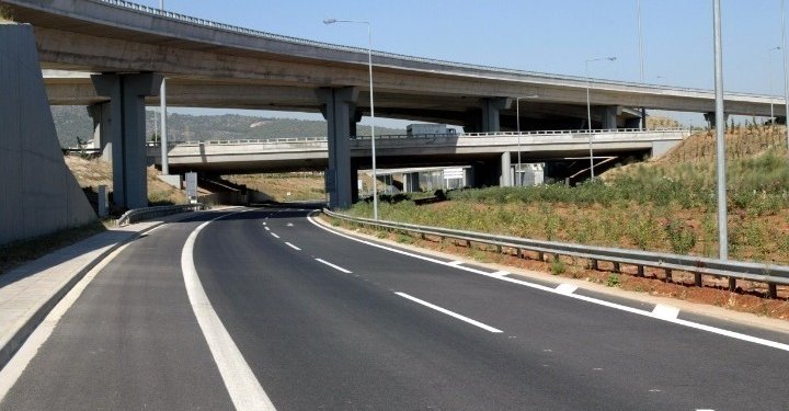 Παρατείνονται οι κυκλοφοριακές ρυθμίσεις λόγω των έργων συντήρησης στη σήραγγα «Λιοσίων» Παρατείνονται οι κυκλοφοριακές ρυθμίσεις λόγω των έργων συντήρησης στη σήραγγα «Λιοσίων»