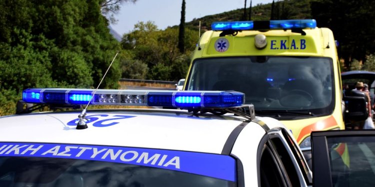 Μια 25χρονη απανθρακώθηκε, σοβαρά τραυματισμένος ο ένας οδηγός σε μετωπική στην Παλαιά Εθνική Οδό Πατρών – Πύργου
