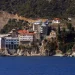 Τουριστικό σκάφος προσέκρουσε σε βράχο στο Άγιο Όρος
