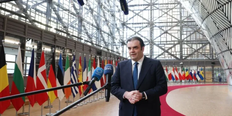 Απαιτείται άμεση δράση της Ευρώπης εάν επιμείνουν οι υψηλές τιμές ενέργειας – Iσχυρή και ανθεκτική η ελληνική οικονομία με ανάπτυξη στο 2%