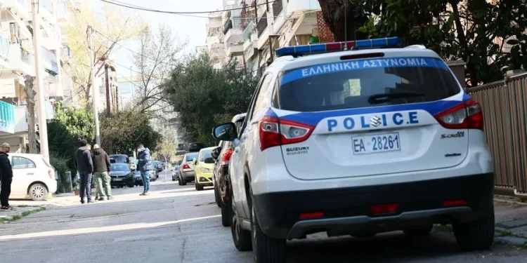 Παραδόθηκε στην Αστυνομία ο φερόμενος ως δράστης της δολοφονίας του 20χρονου