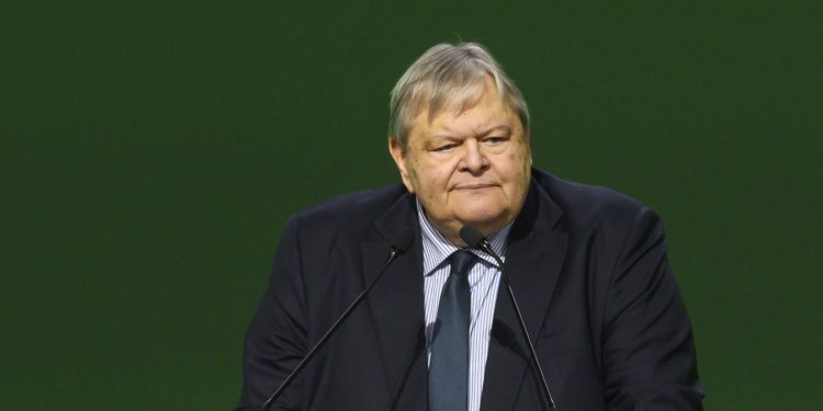 Ευάγγελος Βενιζέλος: Η υποκλοπή των θεσμών