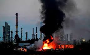 Επιδεικνύει ανθεκτικότητα – Το Ιράν χτύπησε διυλιστήριο στη Χάιφα και αμερικανικό F-35