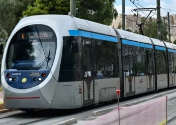 Σε λειτουργία από σήμερα οι στάσεις Τραμ «Λ. Βουλιαγμένης», «Ζάππειο» και «Σύνταγμα»