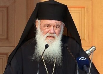 Ιερώνυμος: Έχει σημασία σε σκοτεινούς καιρούς οι νέοι να κινούνται με άξονα τις αρχές και τις αξίες του ανθρωπισμού