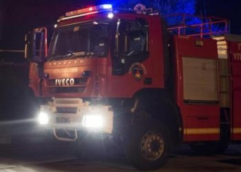Μεγάλη φωτιά σε κατάστημα με υφάσματα στον Πειραιά – FANTOMAS.GR