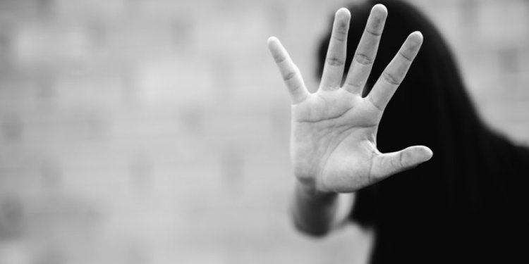 Καταγγελία 17χρονης για ομαδικό βιασμό – Δέκα συλλήψεις