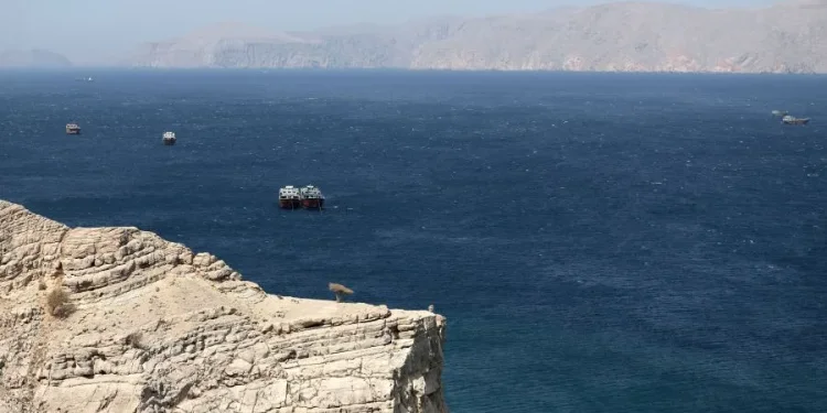 Κινα – Το Στενό του Ορμούζ πρέπει να μείνει ανοικτό
