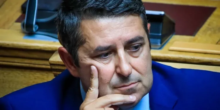 Επιστροφή στο σπίτι για τον Γιώργο Μυλωνάκη – Πήρε εξιτήριο από το κέντρο αποκατάστασης