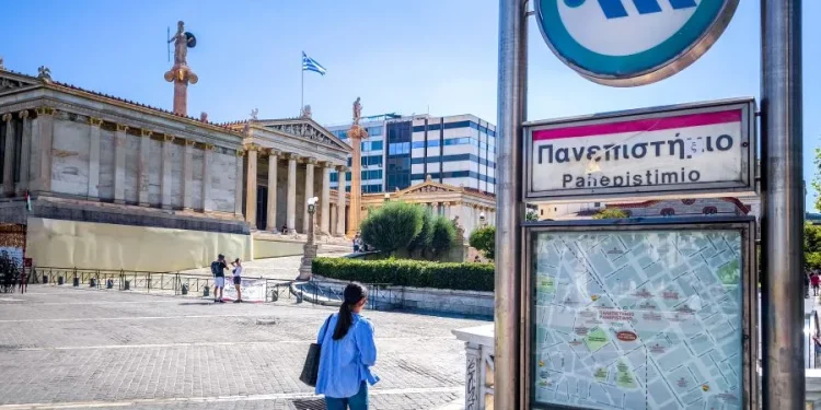 Προσωρινές κυκλοφοριακές ρυθμίσεις από αύριο στο τμήμα «Αττική – Πανεπιστήμιο» λόγω των εργασιών