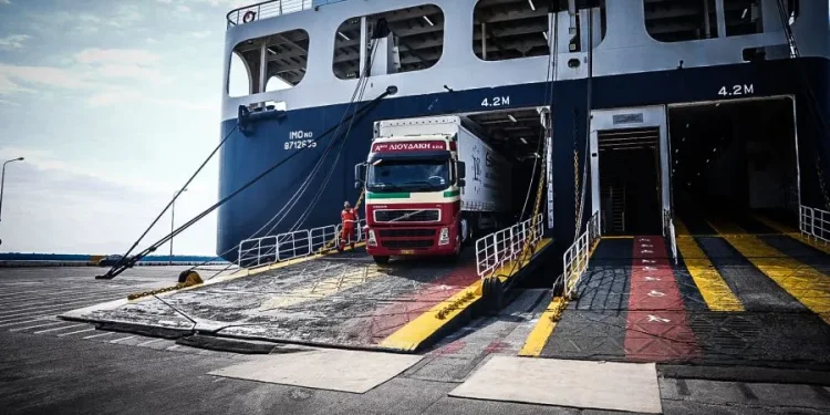 Έληξε η κινητοποίηση των κτηνοτρόφων στο λιμάνι