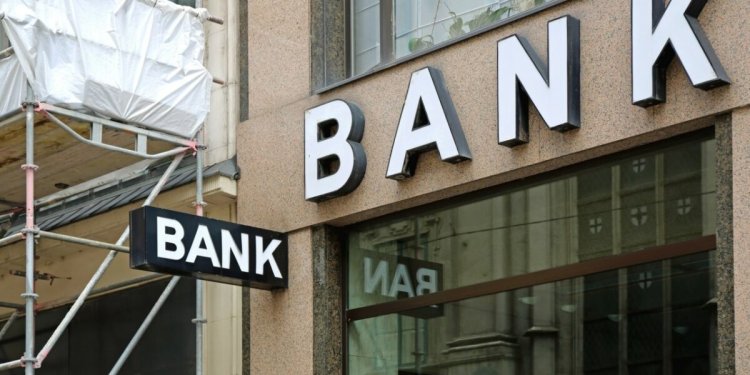 DBRS: Περιορισμένη άμεση έκθεση, αυξανόμενοι έμμεσοι κίνδυνοι για τις ευρωπαϊκές τράπεζες από τη Μέση Ανατολή