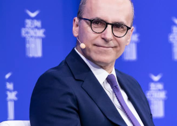 Ν. Σαλακάς (Alpha Bank): Συγχωνεύσεις και εξαγορές το “κλειδί” για την επόμενη φάση ανάπτυξης της ελληνικής οικονομίας
