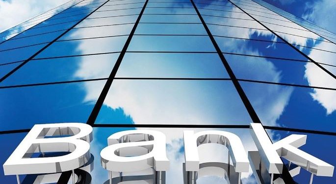 Moody’s: Νέες αξιολογήσεις για τις ελληνικές τράπεζες – Ενισχύεται η προστασία καταθέσεων, αυξάνεται το ρίσκο για ομολογιούχους