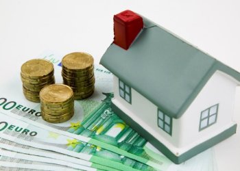 Ράλι δανείων το 2026: Έκρηξη 77% στα στεγαστικά και άλμα 26% στη χρηματοδότηση νοικοκυριών