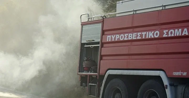 Εμπρηστική επίθεση στο ΙΧ του πραγματογνώμονα Καρώνη – Την ευθύνη ανέλαβε η Ομάδα Κυριάκος Ξυμητήρης – Αλληλεγγύη στους Αμπελόκηπους