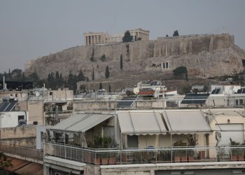 Περιορισμούς στη βραχυχρόνια μίσθωση ακινήτων ζητά ο δήμος Αθηναίων