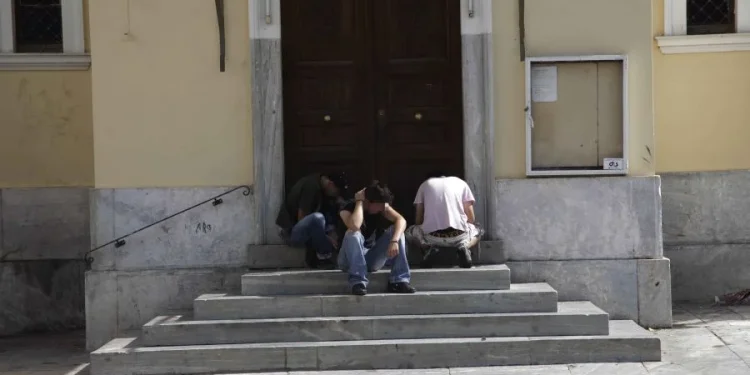 Aθήνα Ψηλά: Αποσύρεται από τη μάχη κατά των ναρκωτικών ο δήμος Αθηναίων
