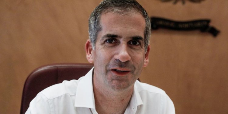 Μπακογιάννης σε Δούκα: Αντιμετωπίζετε τον δήμο με επιπολαιότητες και προχειρότητες