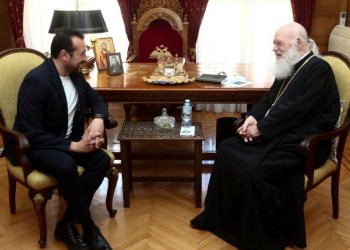 Η μυστηριώδης και χρονικά μεγάλη συνάντηση του Αρχιεπισκόπου με τον Νικο Παππά