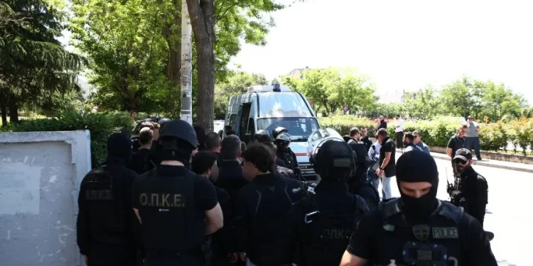 Παπαϊωάννου για ΑΠΘ: Καμία ανοχή στη βία, όπου υπάρχουν ευθύνες θα αποδοθούν Παπαϊωάννου για ΑΠΘ: Καμία ανοχή στη βία, όπου υπάρχουν ευθύνες θα αποδοθούν