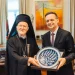 Ο Δήμαρχος Αθηναίων Χ. Δούκας τίμησε τον Οικουμενικό Πατριάρχη κ.κ. Βαρθολομαίο για την «Προστασία της Περιβαλλοντικής Κληρονομιάς»