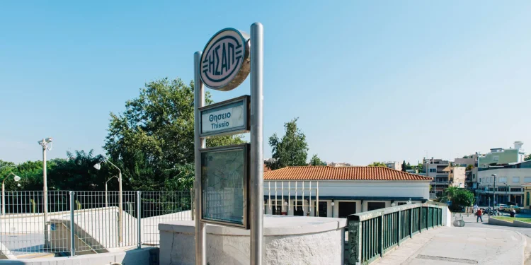 Άνοιξαν οι σταθμοί Μετρό «Θησείο» και «Φάληρο»